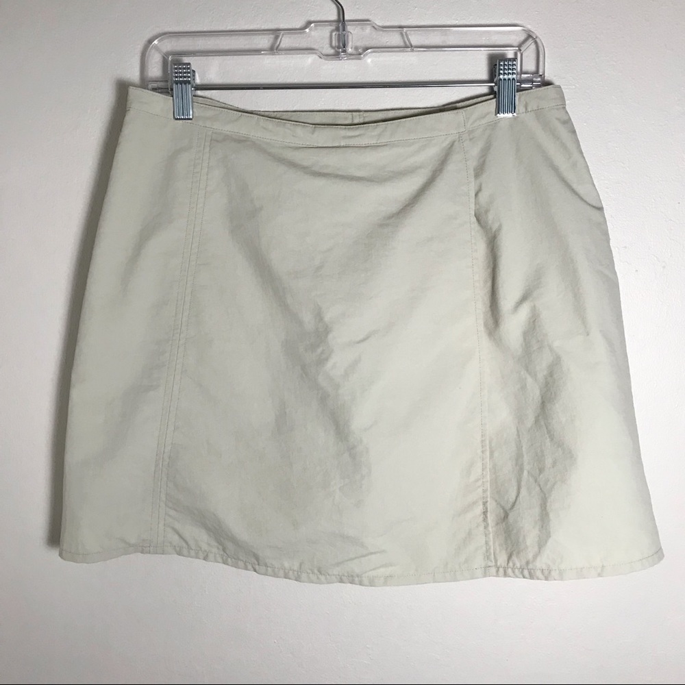 Royal Robbins Cream Nylon Cross Front Skort Size US 8 Active Outdoor Golf Preppy